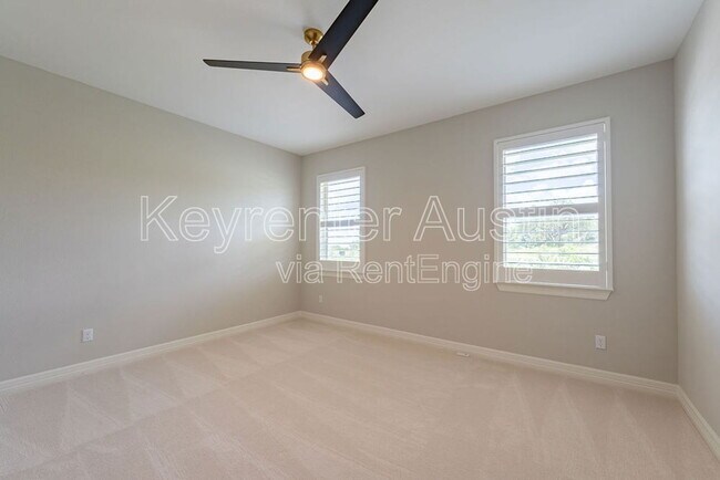 Building Photo - 617 Smarty Jones Ave