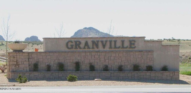 Building Photo - 6236 E Stafford St