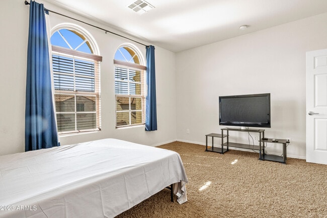 Building Photo - 5224 W Bent Tree Dr