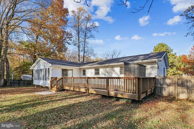 Building Photo - 1506 Widows Mite Rd