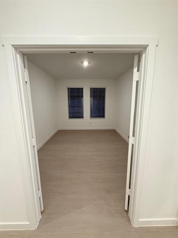 Building Photo - 3049 Dutch Dr