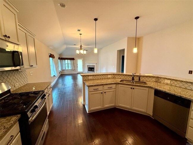 Building Photo - 9178 White Poplar Cir