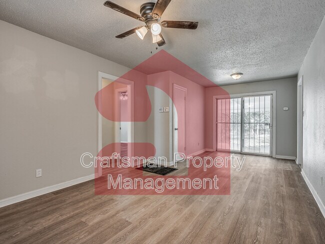 Building Photo - 1201 Carverdale Dr