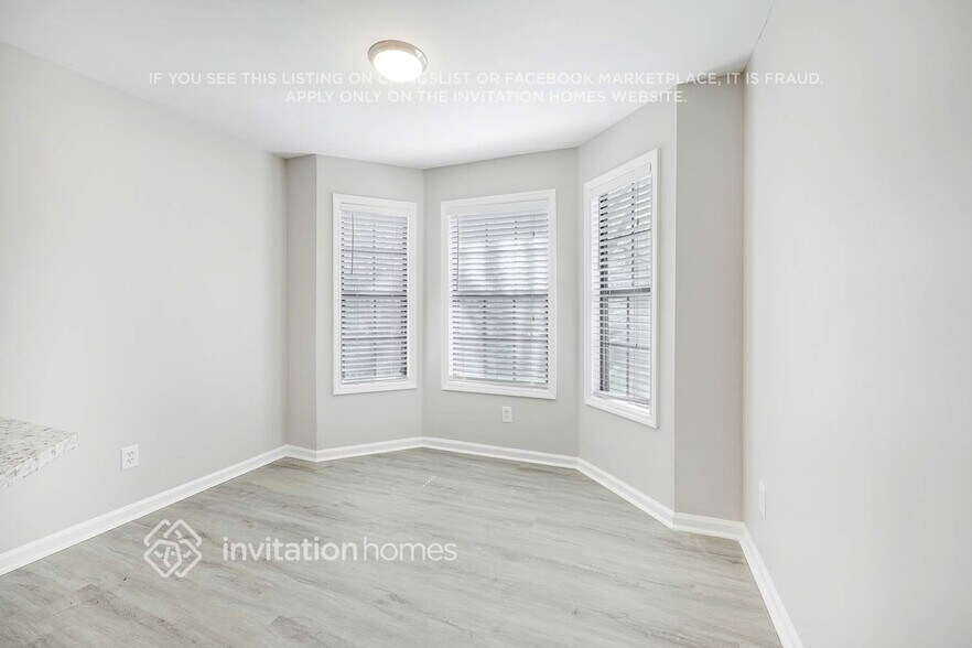 Building Photo - 518 Woodland Hills Dr