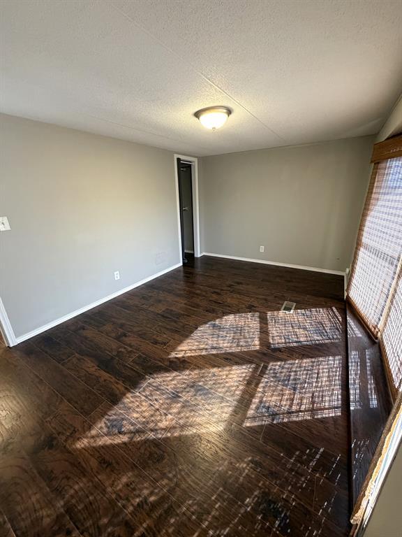 Building Photo - 3101 Rockhill Dr