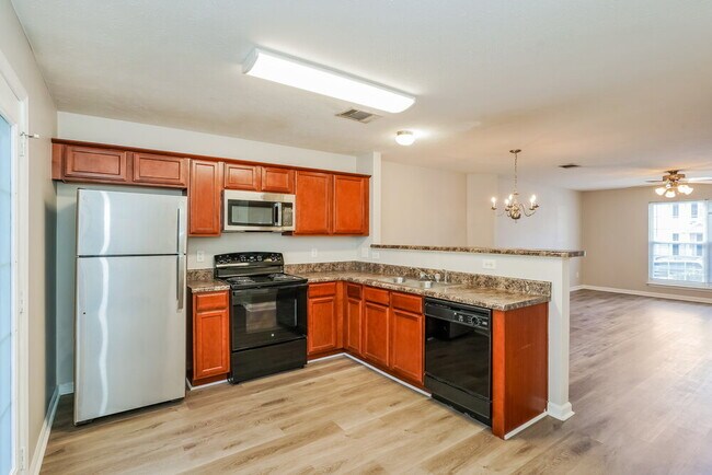 Building Photo - 8028 Logan Dr