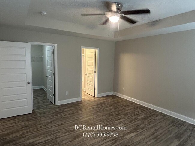 Building Photo - 506 Labrador Dr