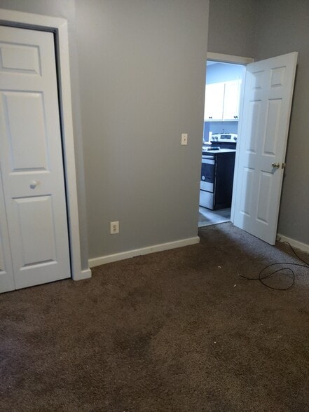 2nd bedroom - 201 East St