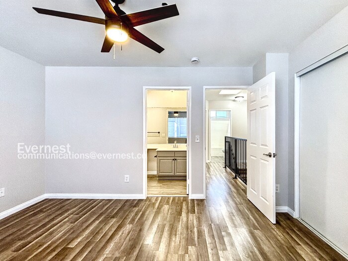 Building Photo - 522 Serrano Ave