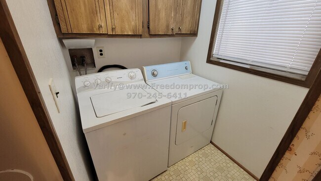 Building Photo - Great 3 bedroom house modular home