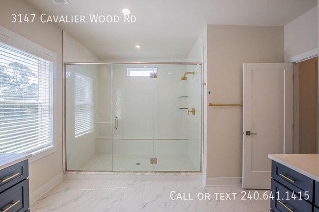 Building Photo - 3147 Cavalier Wood Rd