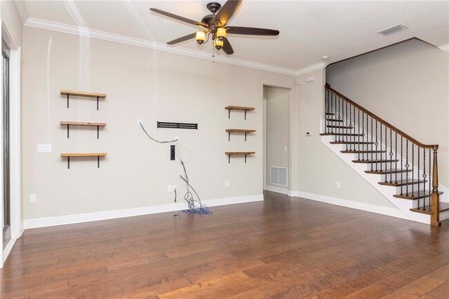 Building Photo - 4417 W Kensington Ave