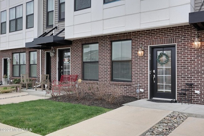 Building Photo - 50 Midway Rd S