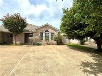 Building Photo - 2330 Trace Meadows