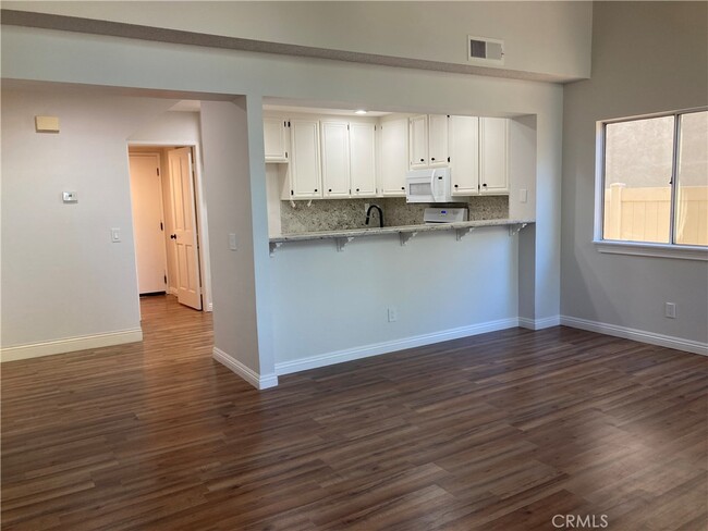 Building Photo - 1168 S Bay Hill Rd