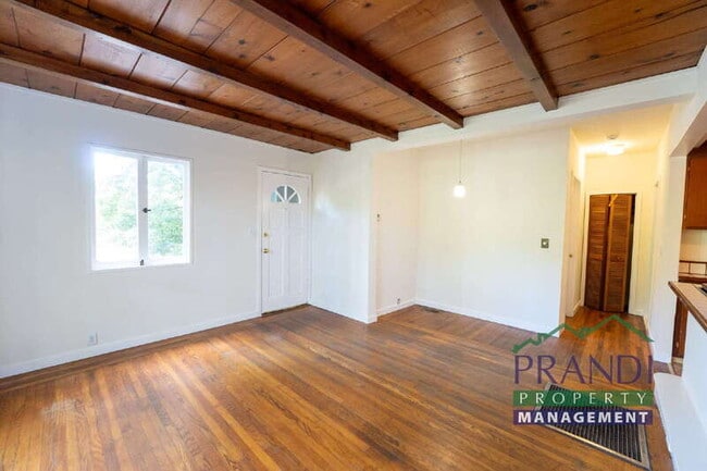Building Photo - 357 Forrest Ave