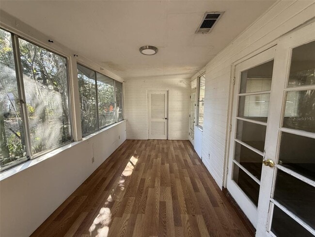 Building Photo - 1423 NW 6th Ave