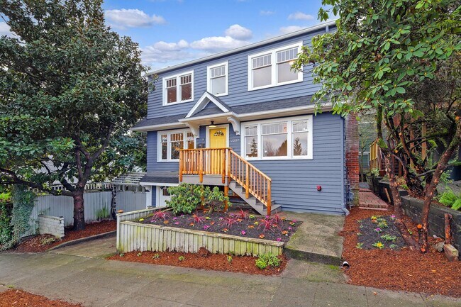 Building Photo - 4bd/3.25ba Seattle Home