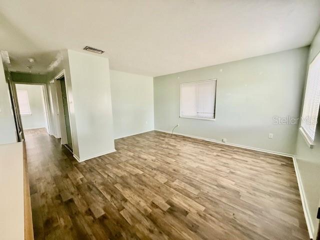 Building Photo - 240 E Howry Ave