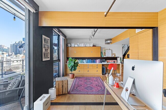 Building Photo - 1780 Kettner Blvd