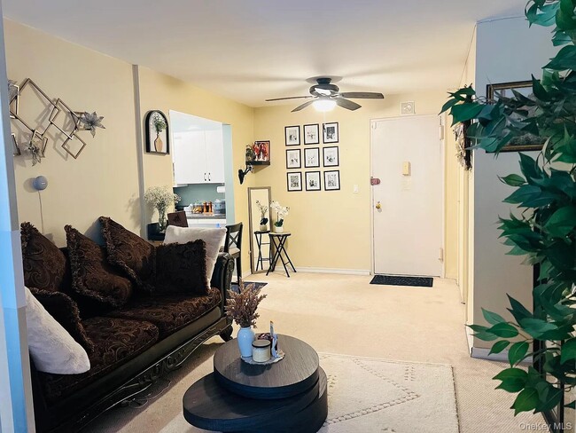 Building Photo - 54-44 Little Neck Pkwy