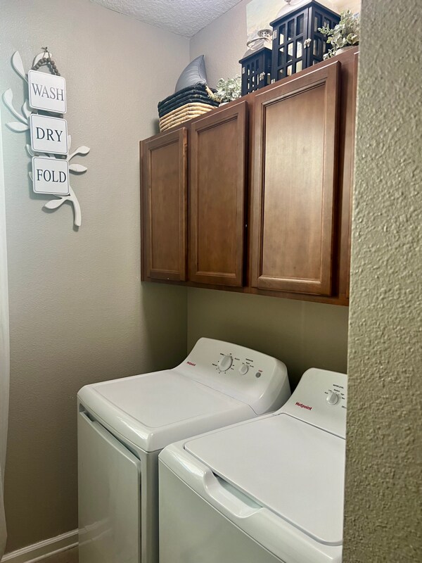 Building Photo - 700 Briar View Dr