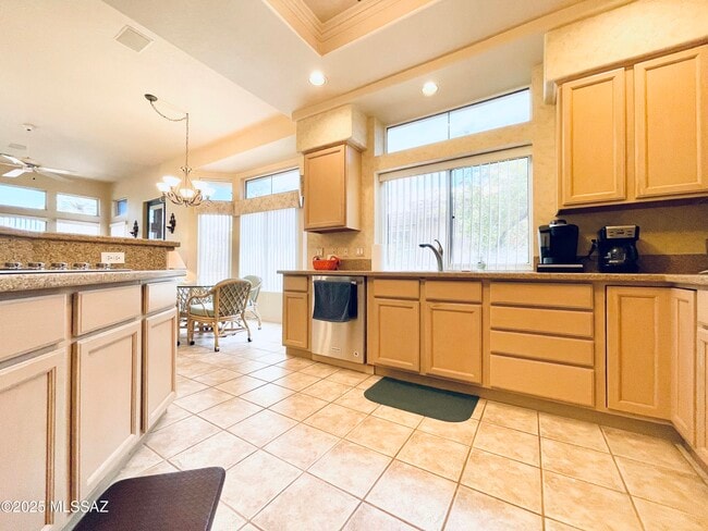 Building Photo - 14734 N Burntwood Dr