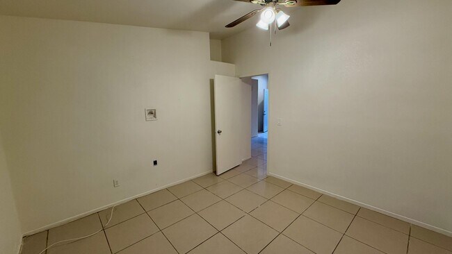 Building Photo - 82259 Calico Ave