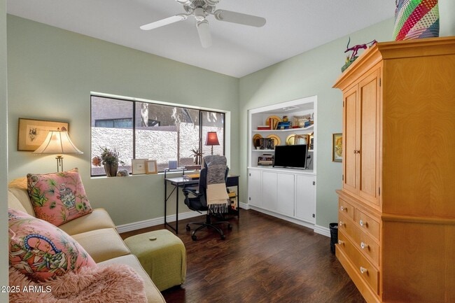 Building Photo - 10591 E Saddlehorn Dr