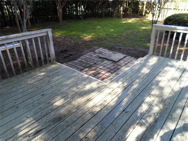 Building Photo - 1221 NW 35th Ave