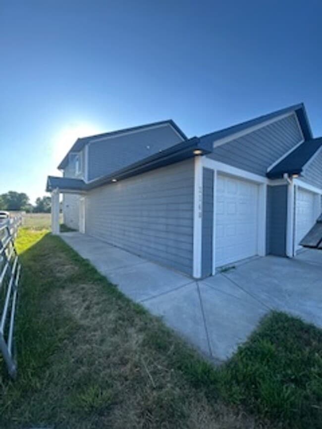 Building Photo - Rare Horse Property in Billings Heights – ...