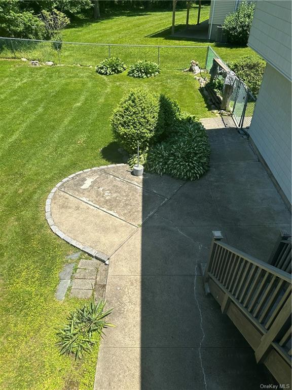 Building Photo - 5 Glen Rose Ct