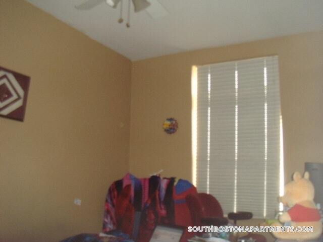 Building Photo - 34 Baxter St