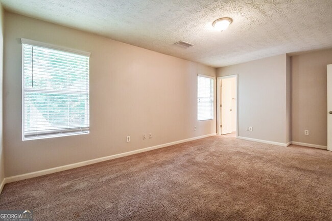 Building Photo - 5620 Regency Forest Ct