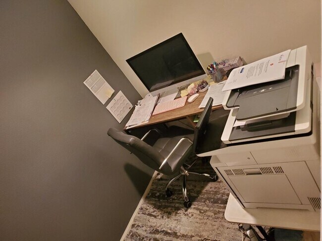 Building Photo - 10598 Acacia Ln