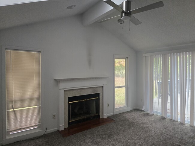 Building Photo - 24955 Westmoreland Dr