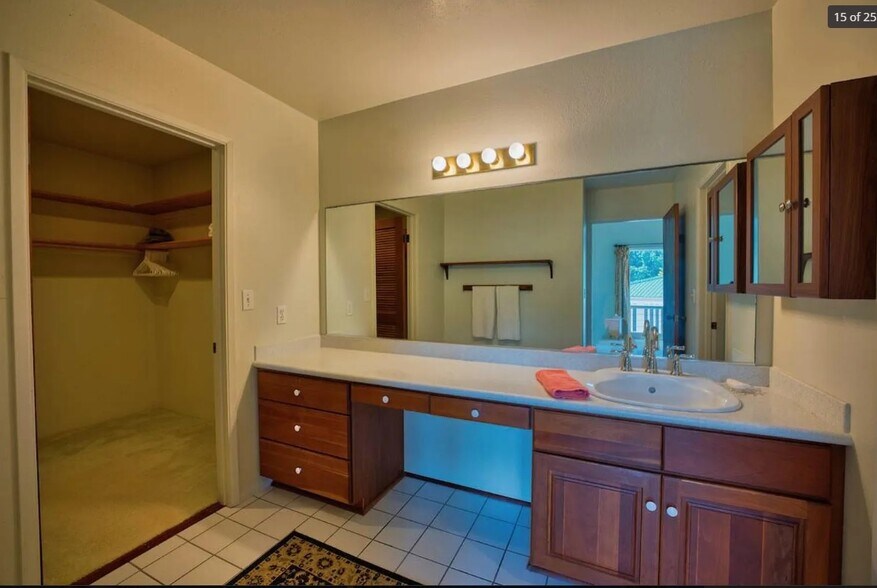 Building Photo - 27-103 Lali Pl