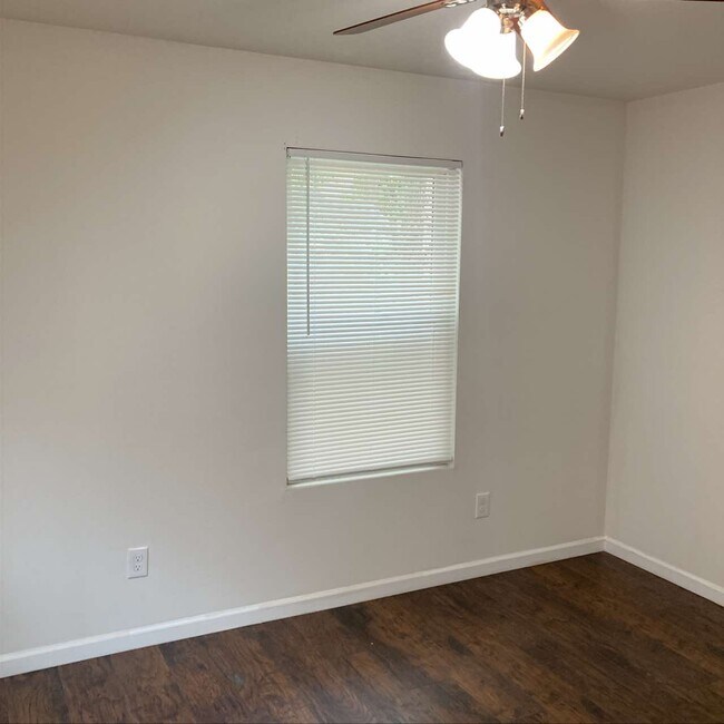 Building Photo - 258 Kentucky Ave