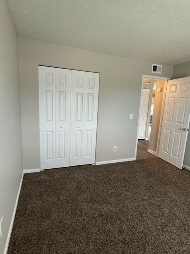 Building Photo - 2841 Frontier Ct