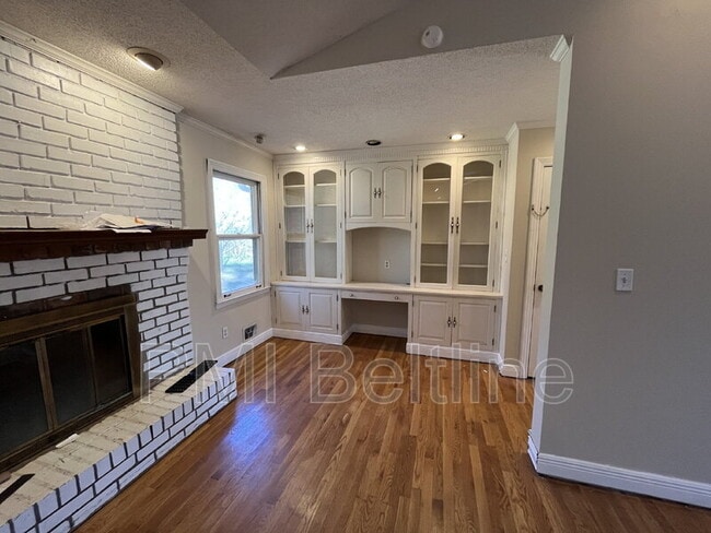 Building Photo - 3735 Pittman Rd SW