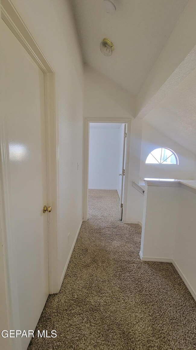 Building Photo - 11029 Wedge Ln