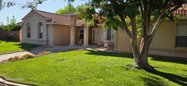 Building Photo - 1569 Tamarisk Dr