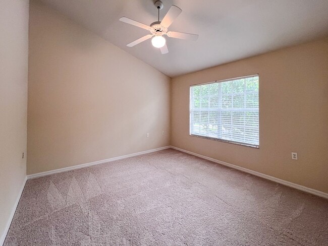 Building Photo - Beautiful 3 Bedroom Condo in the Links wit...