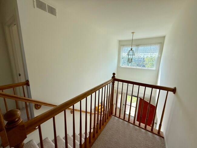 Building Photo - 2777 Mystic Dr