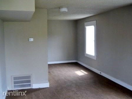 Building Photo - 3 br, 1 bath House - 514 S Dysart Ave