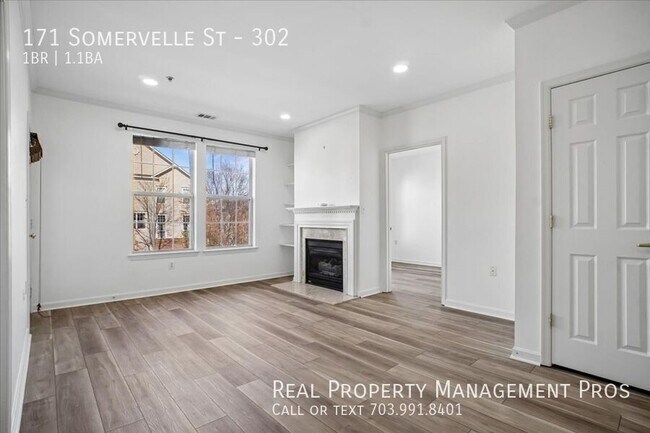 Building Photo - 171 Somervelle St