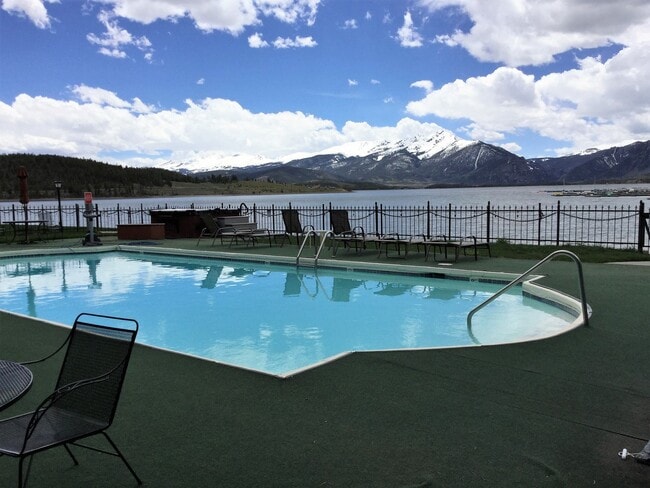 Building Photo - Summer Seasonal Rental- Anchorage East 11