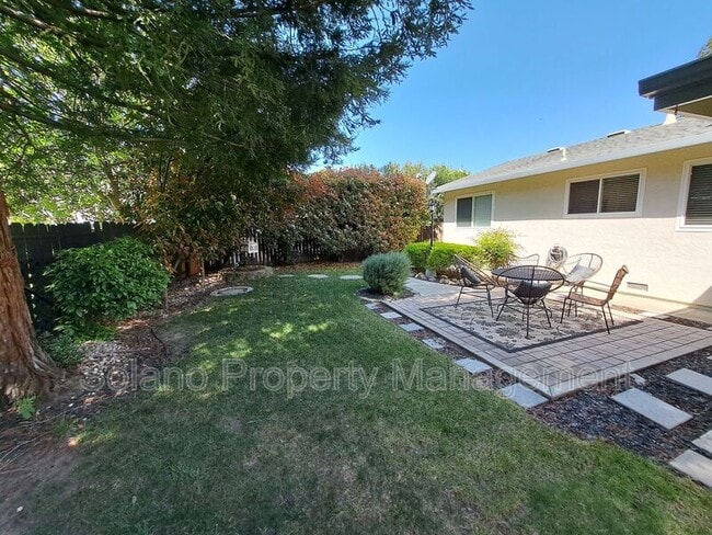 Building Photo - 110 Wayne Ct