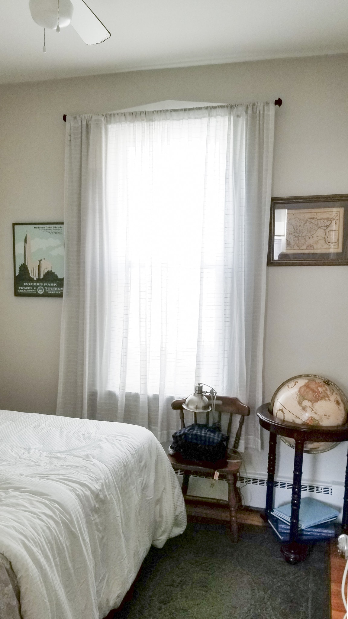 Bedroom 3 - 2017 W Cullom Ave