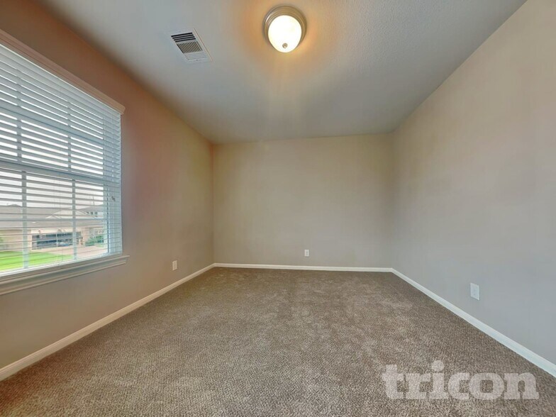 Building Photo - 7707 Foxwaithe Ln